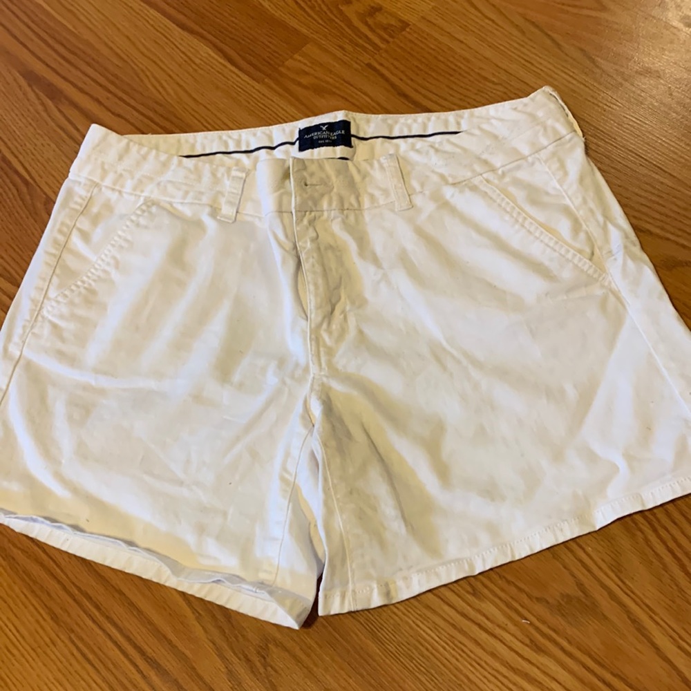 White American eagle shorts